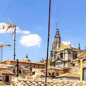 https://piso-casco-antiguo-toledo.besthotelstoledo.com